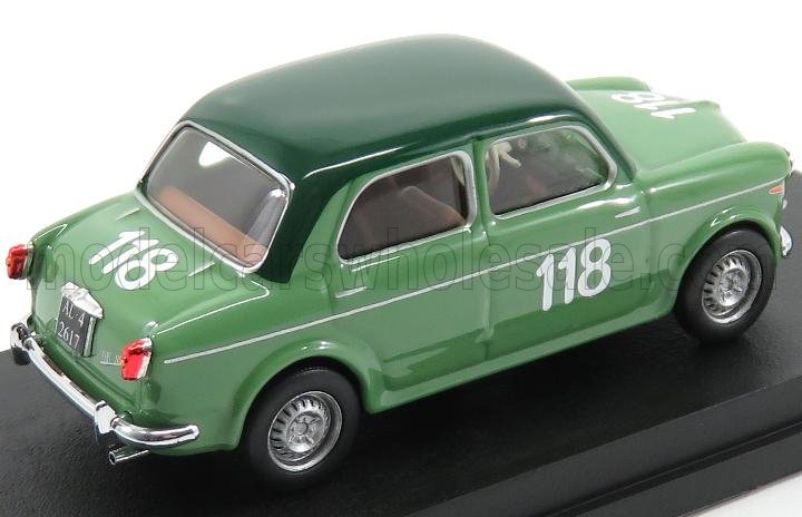 Modellino d'auto vintage verde con il numero 118 sulle portiere e sul tetto, disponibile tramite Vroomi.