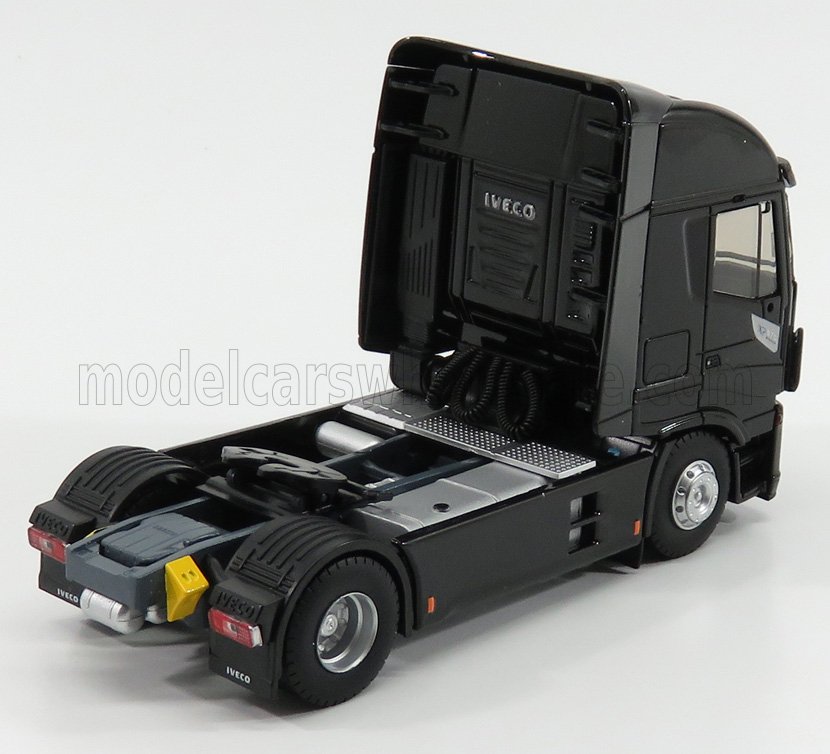 IVECO FIAT - STRALIS 570XP AUTOTRATTORE 2 ASSI 2016 - MODELLO ESCLUSIVO - NERO BRILLANTE - Vroomi