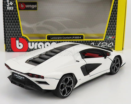 Modellino Lamborghini Countach LPI 800-4 bianco di Bburago con ruote super dettagliate, mostrato con la confezione, disponibile su Vroomi.