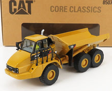 Modello di autocarro ribaltabile articolato CAT 725 giallo con confezione Core Classics, che puoi comprare su Vroomi.
