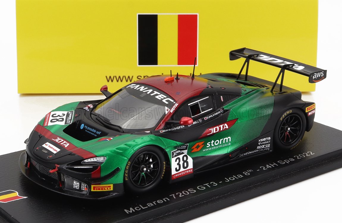 Modello di auto da corsa McLaren 720S GT3 di Jota con livrea verde e rossa, con bandiera belga, in vendita su Vroomi.