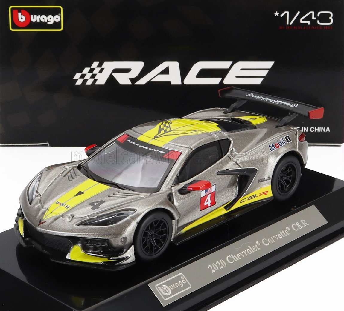 Modellino in scala 1/43 dell'auto da corsa Chevrolet Corvette C8.R 2020 in grigio metallizzato con dettagli gialli e rossi, disponibile su Vroomi.