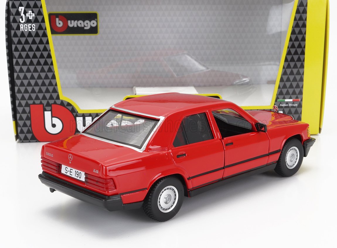 Modellino Burago Mercedes 190E in scala 1:24 di colore rosso con dettagli super curati, in vendita su Vroomi.