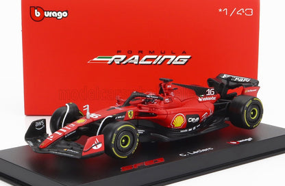 Modellino di auto da corsa Ferrari SF23 Formula 1 in scala 1/43 con i loghi Shell e Santander, disponibile su Vroomi.