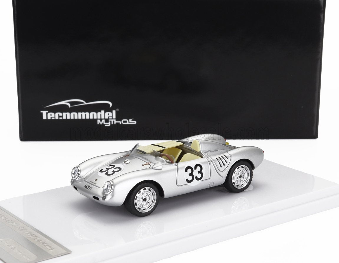Modello Porsche 718 RS 60 Spyder in argento in scala 1:43 con il numero 33 in mostra, disponibile su Vroomi.