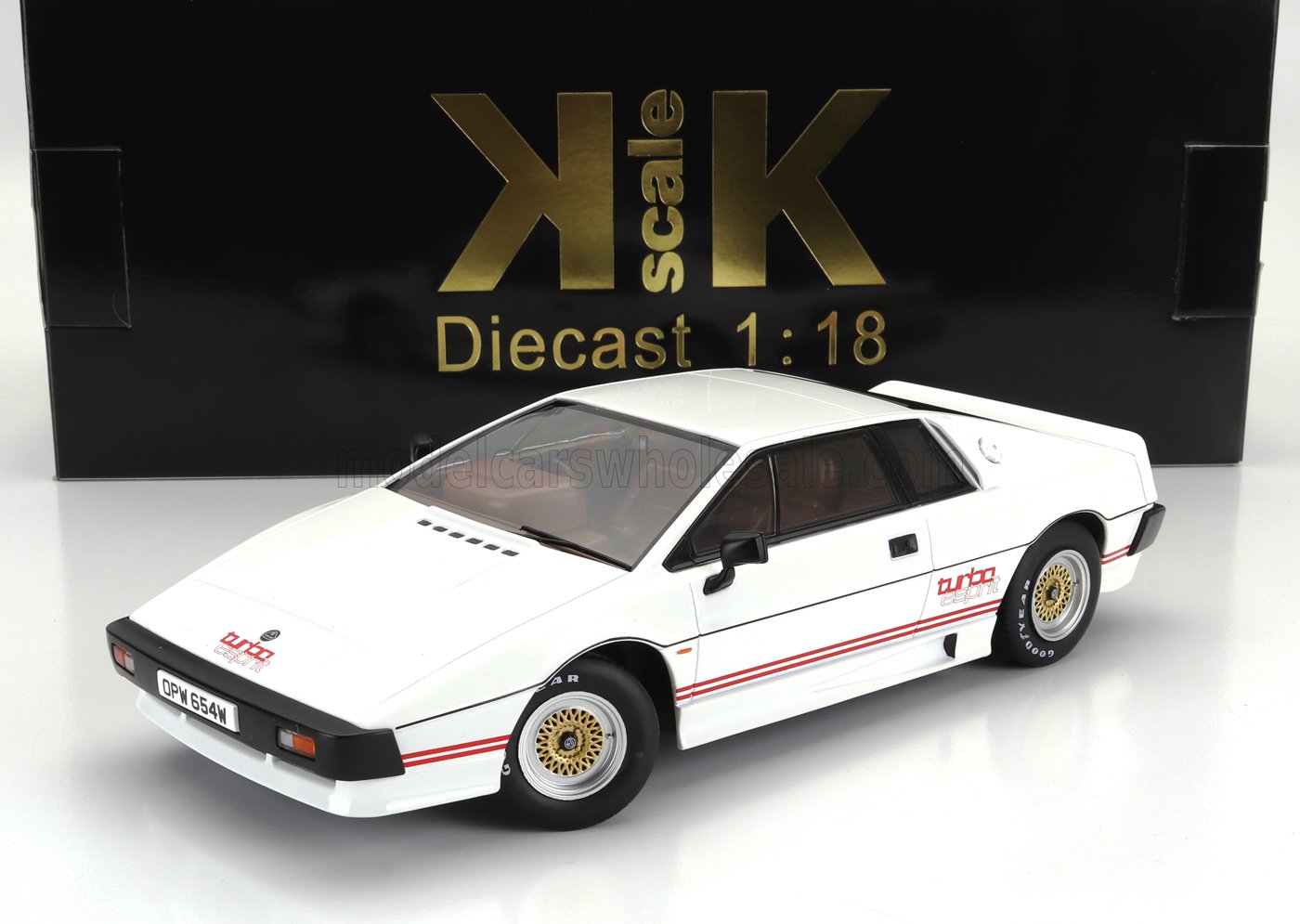Modellino Lotus Esprit Turbo in scala 1:18, bianco, con ruote dorate, disponibile su Vroomi.