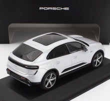 PORSCHE - MACAN TURBO (H2) 2024 - GRIGIO ICE - Vroomi