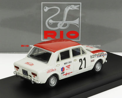 Modello di auto da rally vintage bianca e rossa numero 21 in mostra, disponibile sulla piattaforma Vroomi.