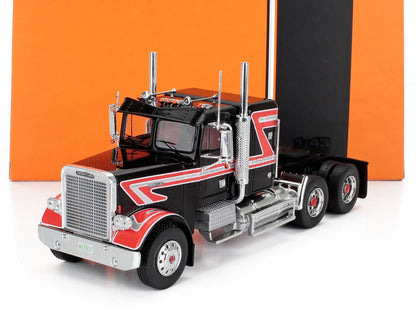 Modello Freightliner in scala 1:43 nero e rosso con dettagli cromati, disponibile su Vroomi.