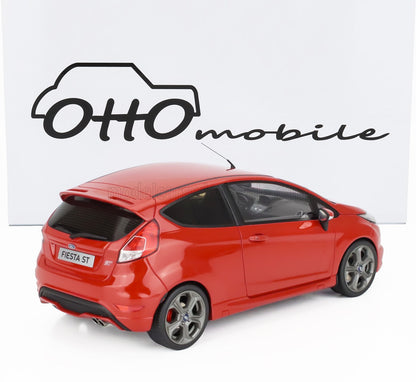 Modellino di auto Ford Fiesta ST rossa con marchio Otto mobile, ora disponibile sulla piattaforma Vroomi.