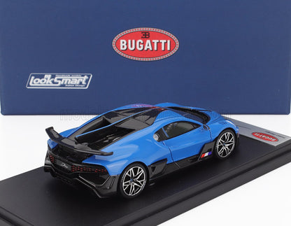 Modellino Bugatti Divo blu di Looksmart esposto sullo stand, in vendita su Vroomi.