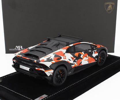 LAMBORGHINI - HURACAN STERRATO 2022 - CON VETRINA - WITH SHOWCASE - TERRA CAMOUFLAGE