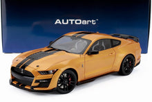 FORD USA - MUSTANG SHELBY GT500 COUPÉ 2023 - CYBER ORANGE - Vroomi