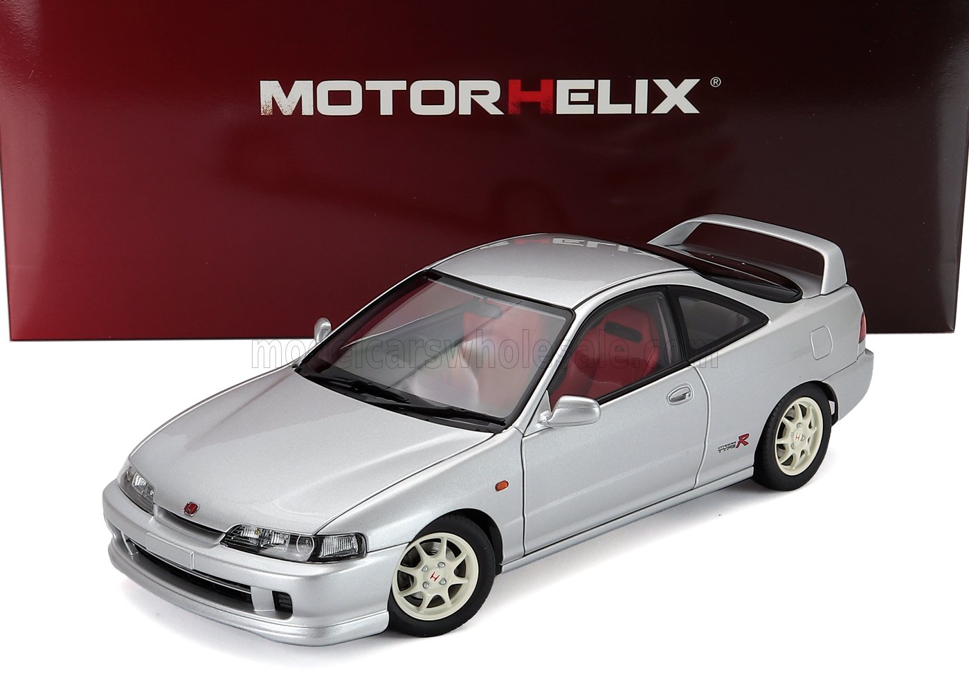 HONDA - INTEGRA TYPE-R (DC2) 1997 - SILVER - Vroomi
