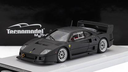 Modellino in scala della Ferrari F40 del 1995 in nero opaco di Tecnomodel esposizione, disponibile tramite Vroomi.