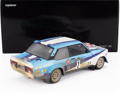 Modello Kyosho in scala 1:18 dell'auto Fiat 131 Abarth Rally con livrea blu e bianca e adesivi degli sponsor, disponibile su Vroomi.