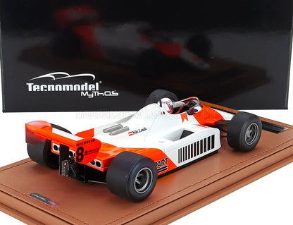 McLAREN - F1  MP4/1B FORD COSWORTH N 8 WINNER BRITISH GP (with pilot figure) 1982 NIKI LAUDA - WHITE RED