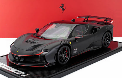 FERRARI - SF90 XX STRADALE N 16 AUTO PERSONALE DI CHARLES LECLERC 2024 - CON VETRINA - NERO OPACO ROSSO