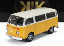 Modellino in scala del classico furgone VW T2b giallo e bianco disponibile nel negozio per collezionisti Vroomi.