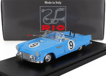 Modellino vintage di auto da corsa blu con il numero 9, esposto su un supporto nero, in vendita su Vroomi.