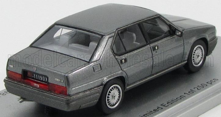 ALFA ROMEO - ALFA90 QUADRIFOGLIO ORO 1983 - GRIGIO MEDIO MET GREY - Vroomi