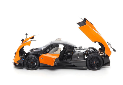 PAGANI ZONDA F DIECAST FULL OPEN ARANCIO ST. TROPEZ - PACCHETTO SPECIALE - Vroomi