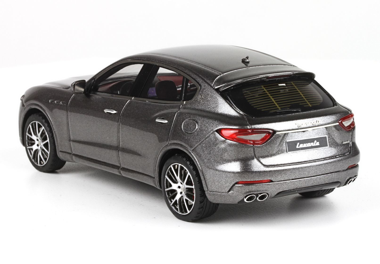 MASERATI LEVANTE 2016 GRIGIO MARATEA - Vroomi