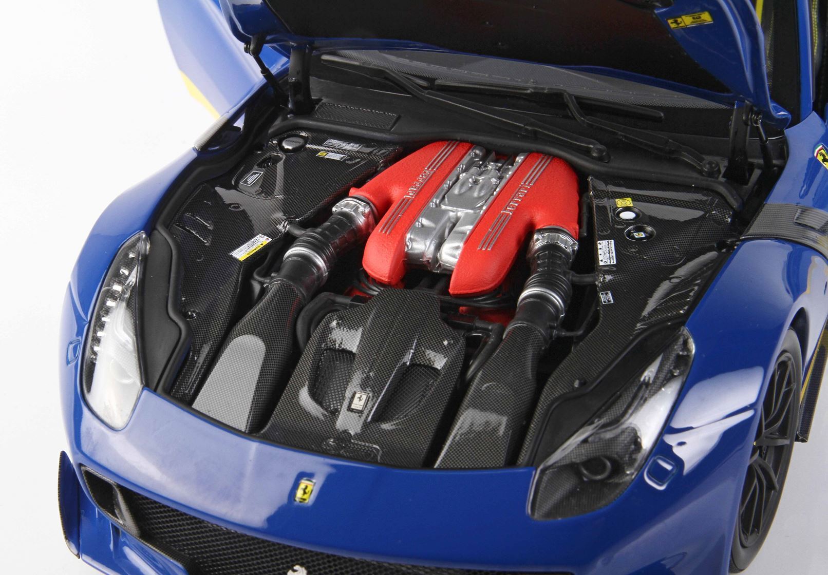 FERRARI F12 TDF AZZURRO DINO E DETTAGLIO GIALLO - Vroomi