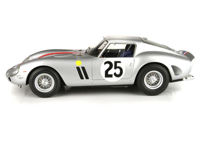Silver vintage race car number 25 with wire-spoke wheels and red stripe, available on Vroomi