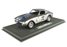 Modellino Ferrari Silver 250 SWB classico con striscia blu e numero 22 su base espositiva disponibile su Vroomi.