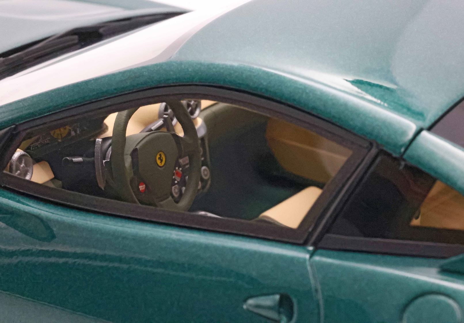 FERRARI 599 GTB FIORANO 2006 SU MISURA - FATTA IN ITALIA UNICO ESEMPLARE VERDE PINO - INTERNI CREMA E VERDE - Vroomi