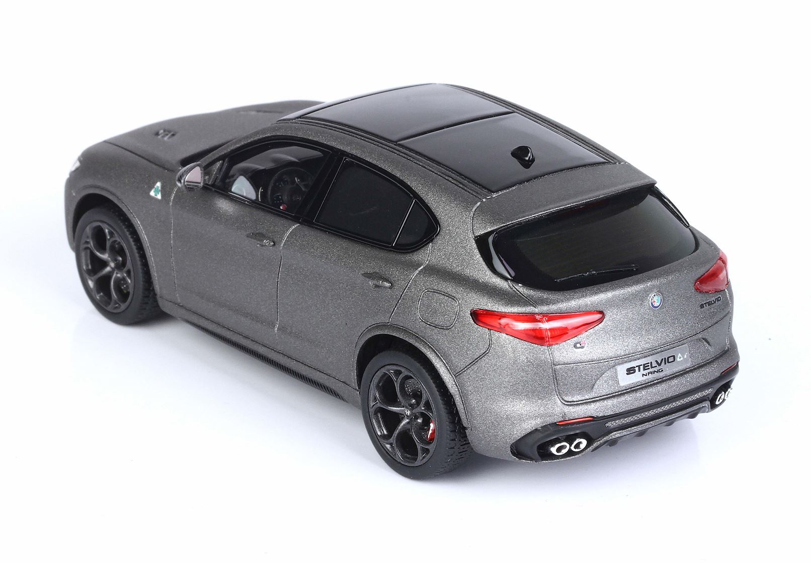 ALFA ROMEO STELVIO QUADRIFOGLIO NURBURGRING - Vroomi