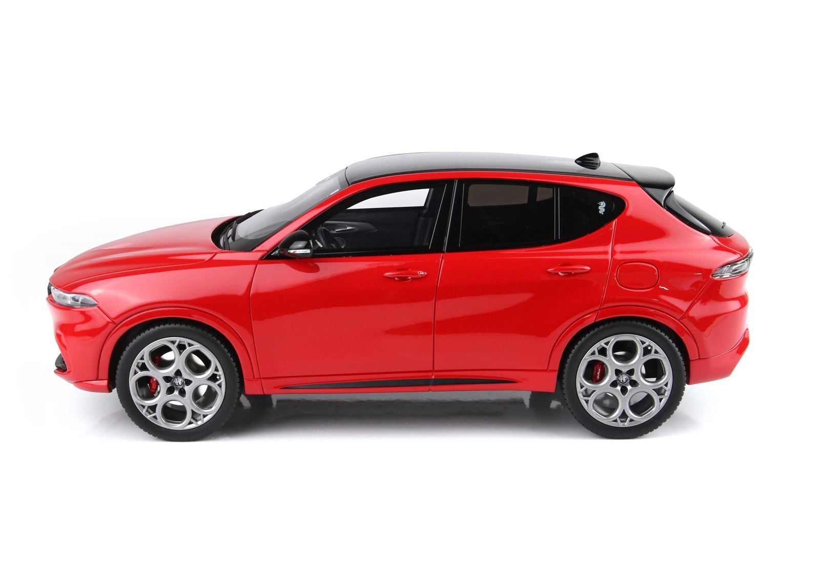 ALFA ROMEO TONALE TRIBUTO IBRIDA PLUG-IN ROSSO ALFA - Vroomi