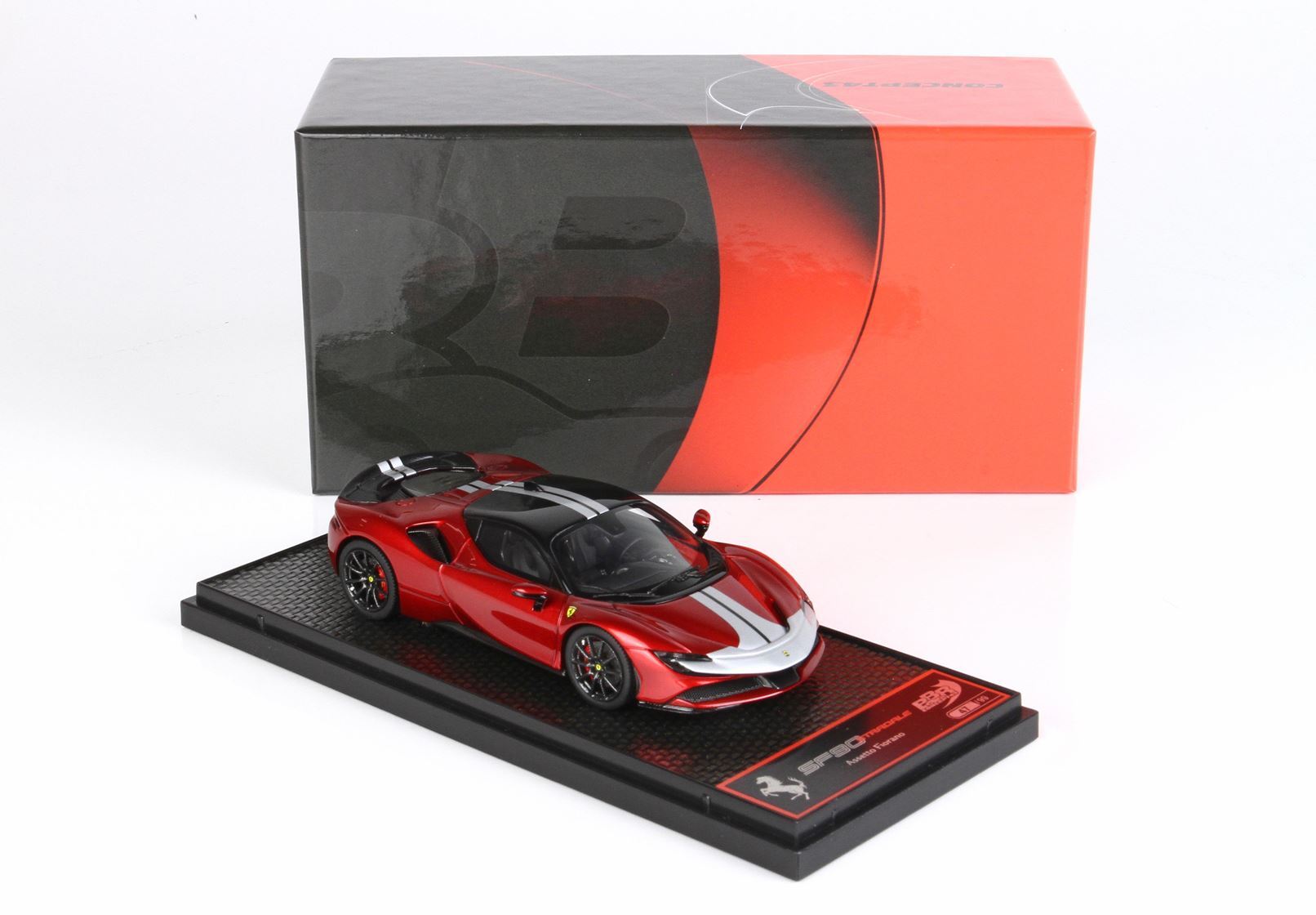 FERRARI SF90 STRADALE PACCHETTO FIORANO ROSSO FUOCO - Vroomi