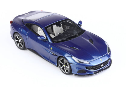 FERRARI PORTOFINO M SPIDER TETTO CHIUSO BLU ABU DHABI - Vroomi