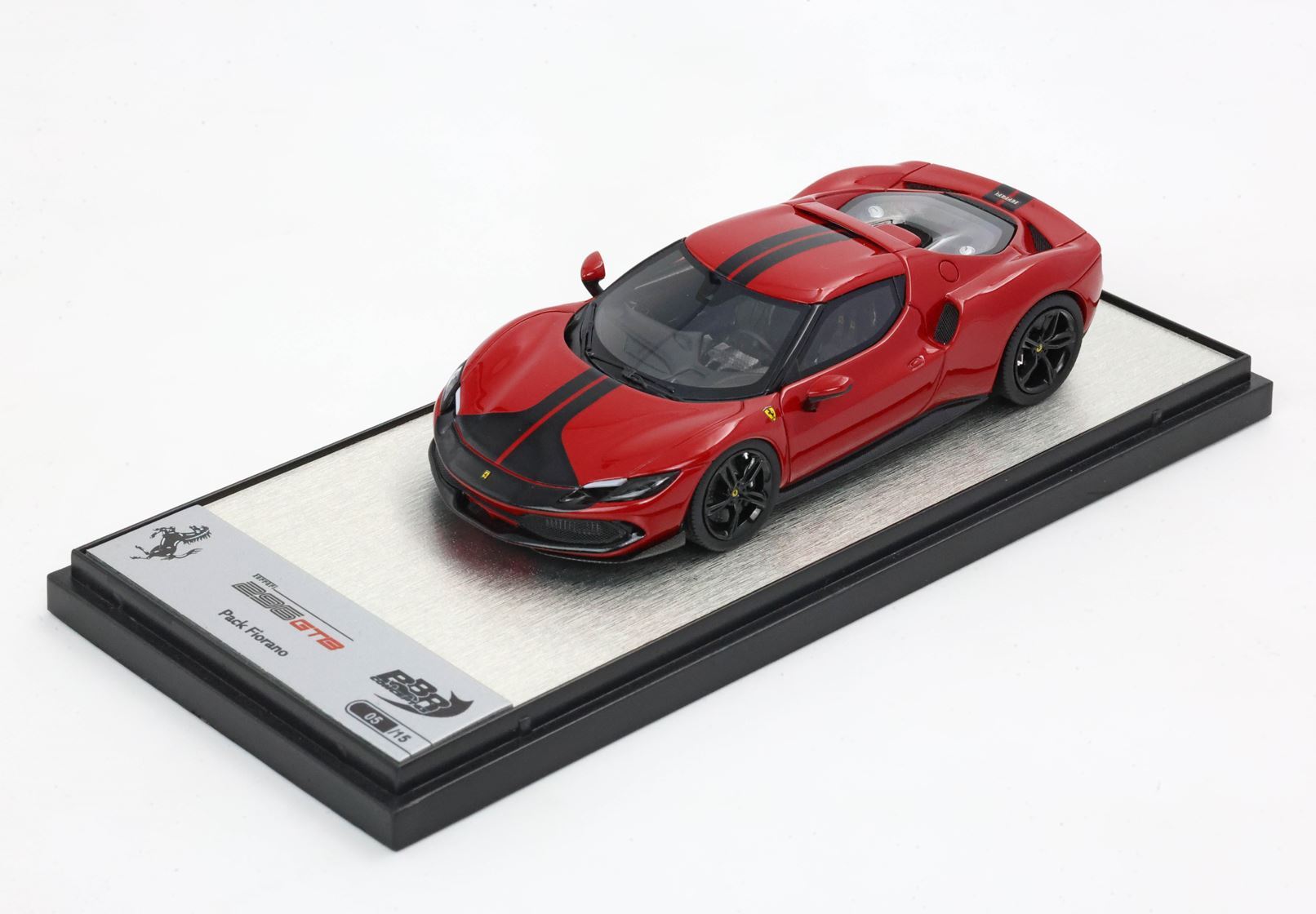 FERRARI 296 ASSETTO FIORANO ROSSO F1 METALLIZZATO E STRISCIA NERA - Vroomi