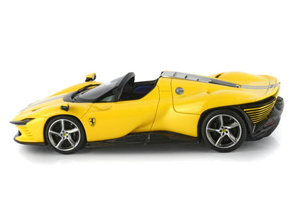 FERRARI DAYTONA SP3 SERIE ICONA GIALLO MODENA - Vroomi