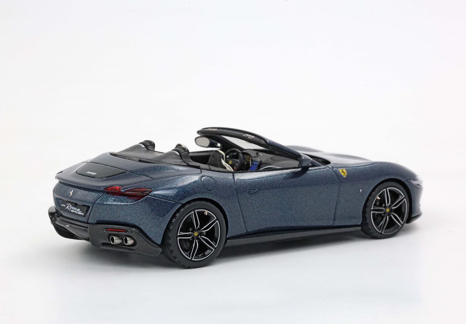 FERRARI ROMA SPIDER BLU ROMA - Vroomi