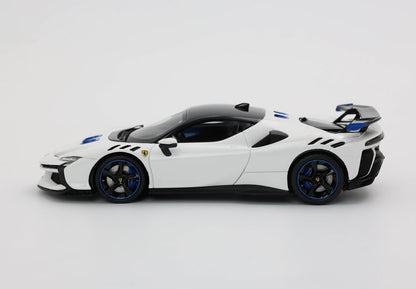 FERRARI SF90 XX STRADALE BIANCO CERVINO - Vroomi