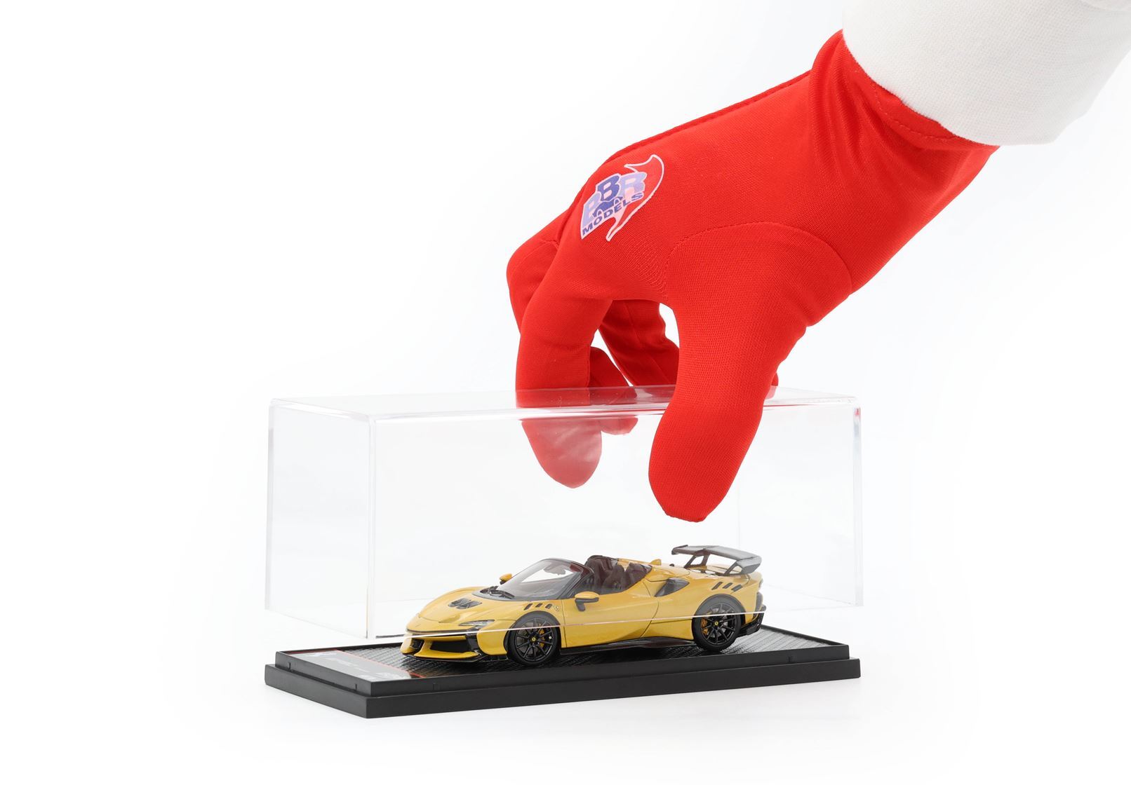 FERRARI SF90 XX SPIDER CERCHI IN CARBONIO GIALLO MONTECARLO - Vroomi