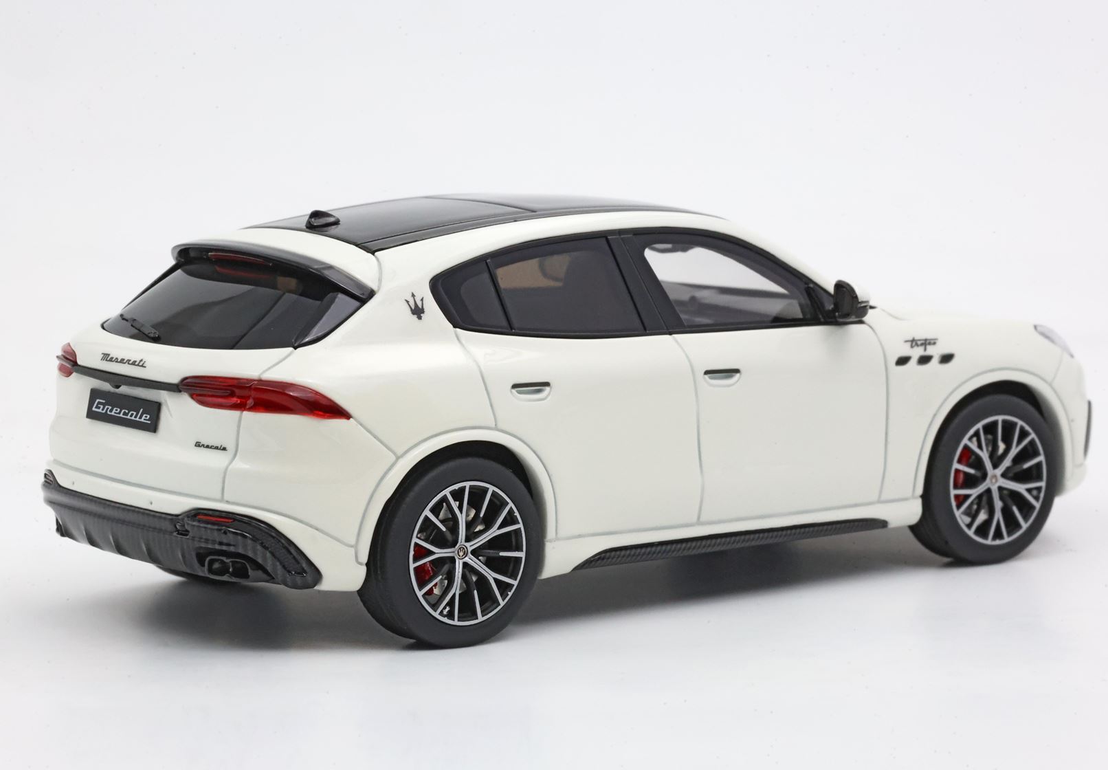 MASERATI GRECALE TROFEO 2022 BIANCO ASTRO - Vroomi