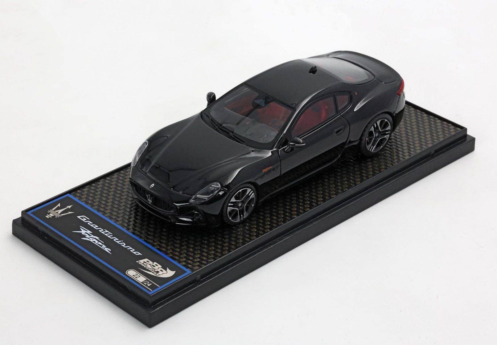 MASERATI GRANTURISMO FOLGORE 2023 NERO ASSOLUTO - Vroomi