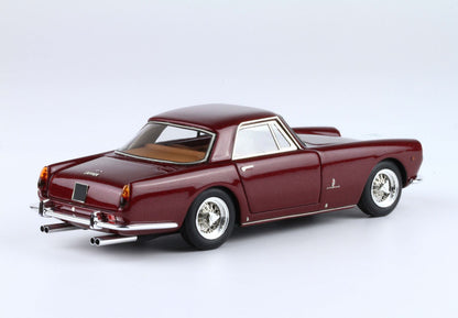 Vista posteriore di un modellino di Ferrari classica color marrone rossiccio con ruote a raggi, disponibile sulla piattaforma Vroomi.