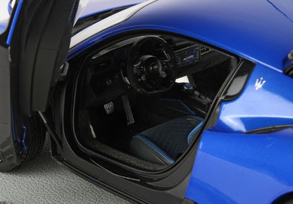 MASERATI MC20 DIECAST FULL OPEN BLU INFINITO - VETRINA INCLUSA - Vroomi