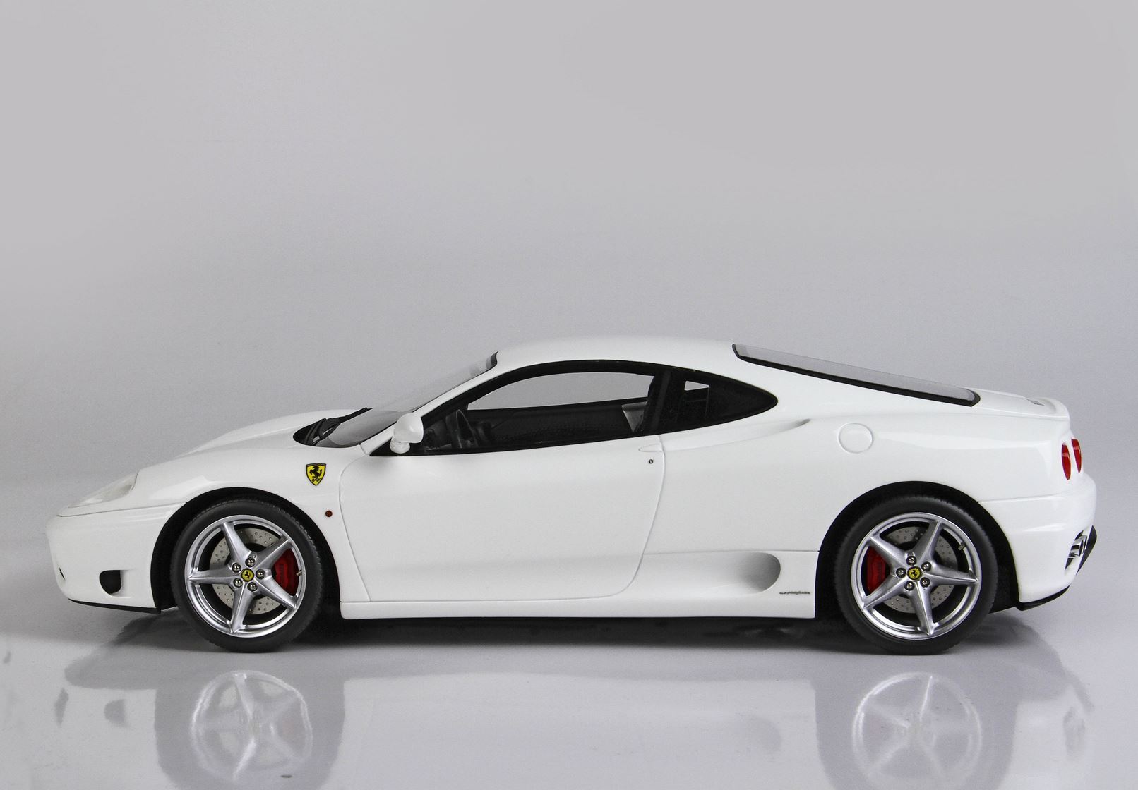 FERRARI 360 MODENA 1999 BIANCO CAMBIO F1 - Vroomi