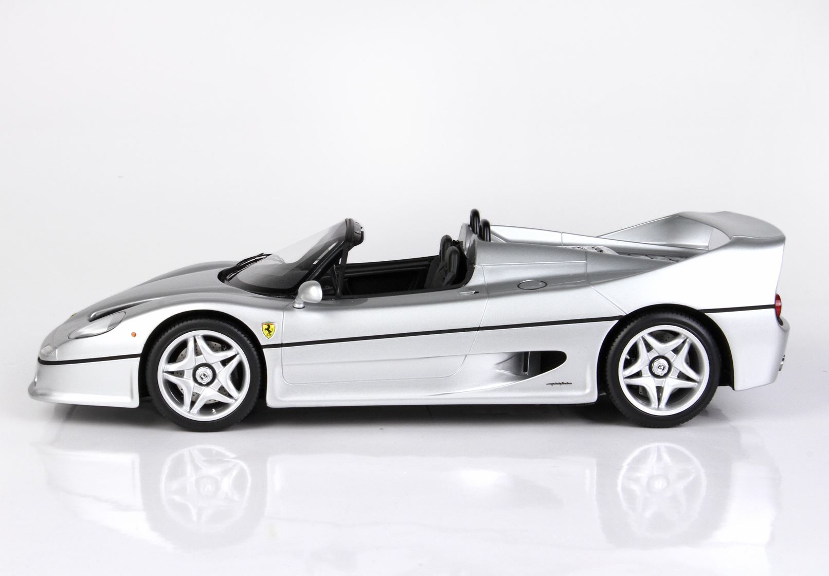 FERRARI F50 COUPE 1995 VERSIONE SPIDER ARGENTO NURBURGRING METALLIZZATO - Vroomi