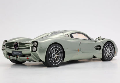 PAGANI UTOPIA VERDE PAMPA - Vroomi