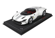 FERRARI DAYTONA SP3 SERIE ICONA TETTO CHIUSO - BIANCO ITALIA OPACO - Vroomi