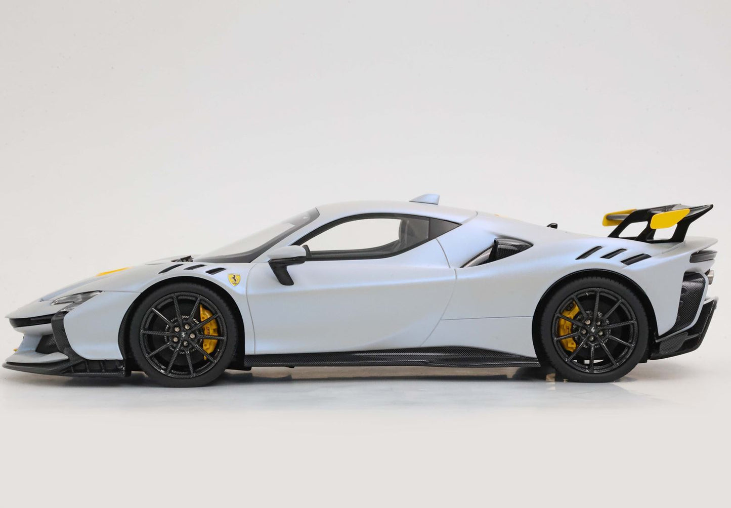 FERRARI SF90 XX STRADALE ONDA MARINA - Vroomi