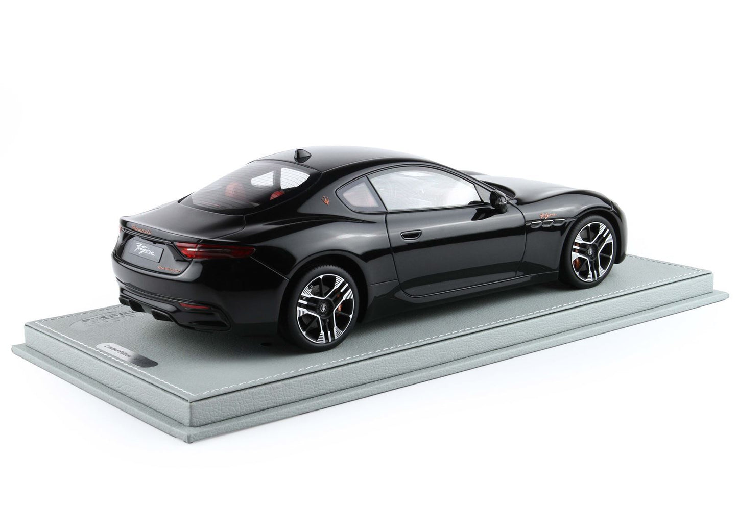 MASERATI GRANTURISMO FOLGORE 2023 NERO ASSOLUTO - Vroomi